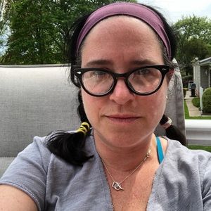Meet your Posher, Alisa